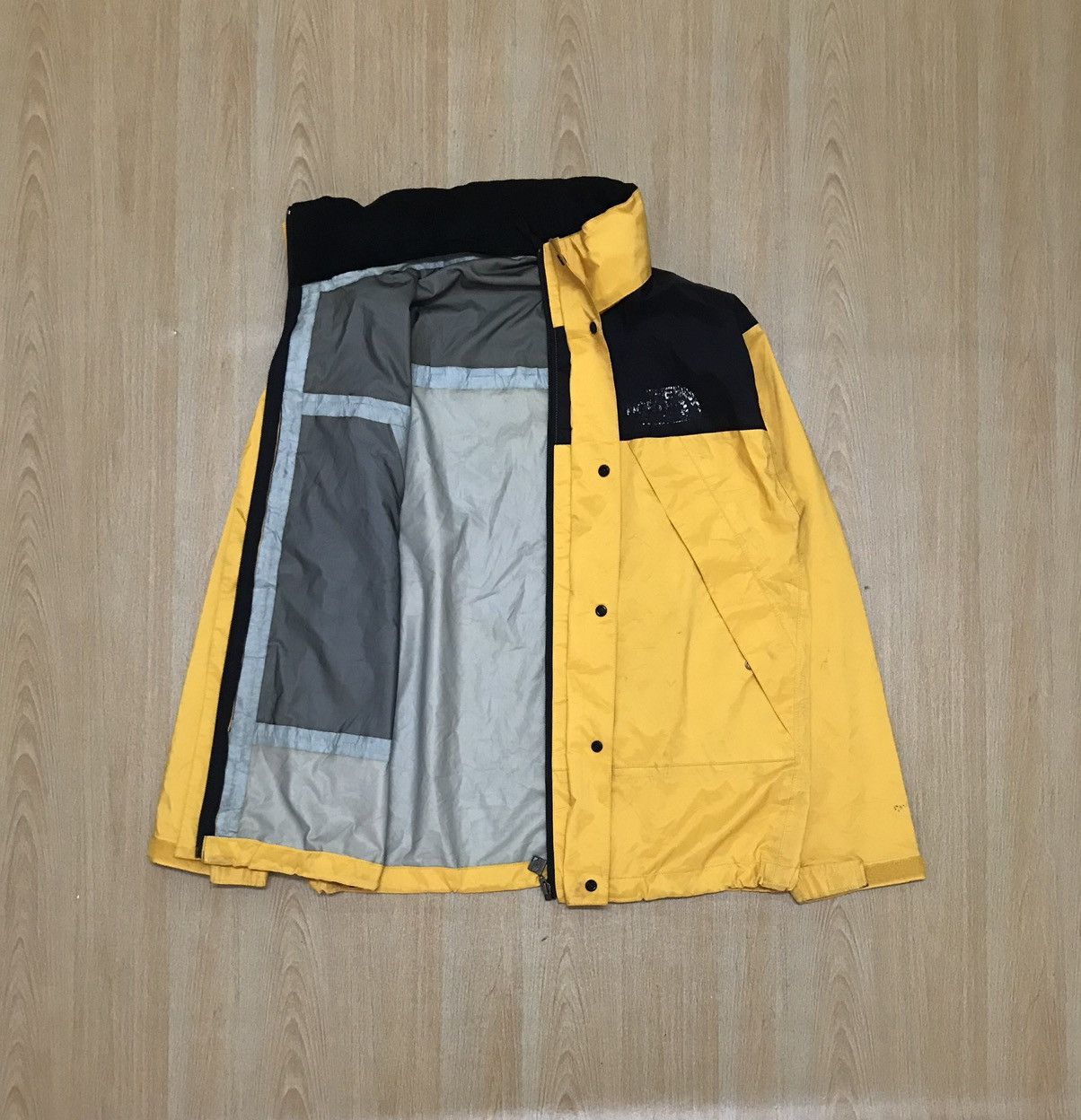 The North Face × Vintage Vintage The North Face Goretex Jacket With Pants Size US M / EU 48-50 / 2 - 3 Thumbnail