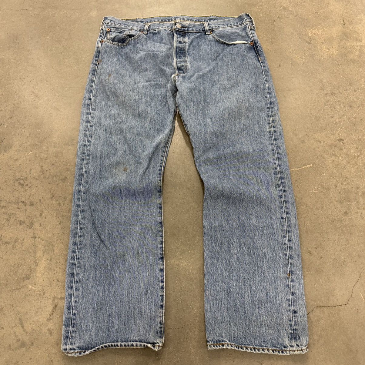 Levi's Levi’s 501 Straight Leg Jeans Light Wash 40x30 Size US 40 / EU 56 - 3 Thumbnail