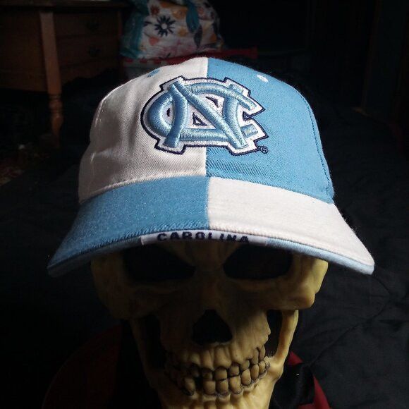 Zephyr Vintage Zephyr Two Tone North Carolina Tarheels Fitted Hat Size ONE SIZE - 1 Thumbnail