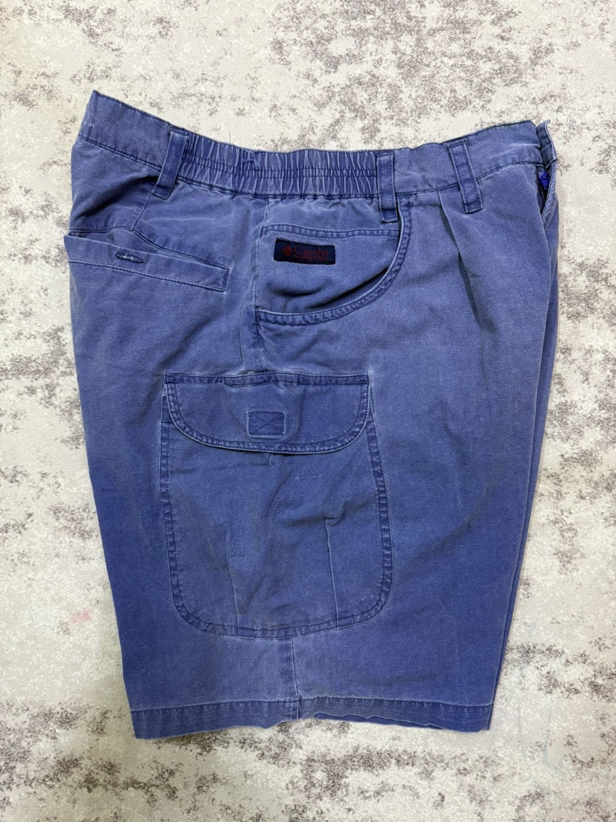 Columbia Vintage Columbia Outdoor Cargo Short Pants Faded Colour Size US 29 - 14 Thumbnail