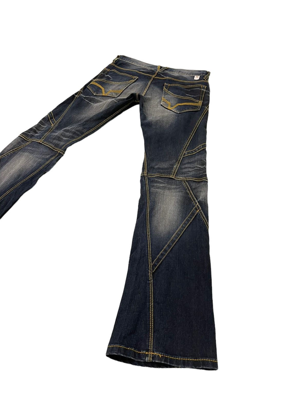 Japanese Brand Flare Jeans Hideaways Nicole Distress Low Rise Stretch 7🟦5 Size US 31 - 13 Thumbnail