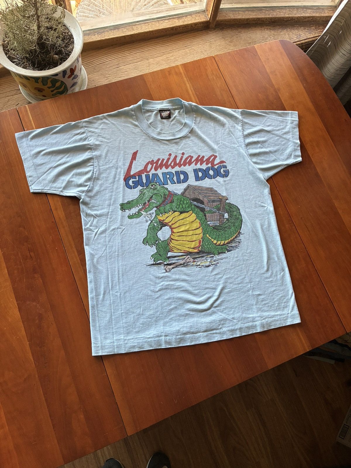 Vintage Vintage 90s faded Louisiana guard dog tee Size US XL / EU 56 / 4 - 1 Thumbnail