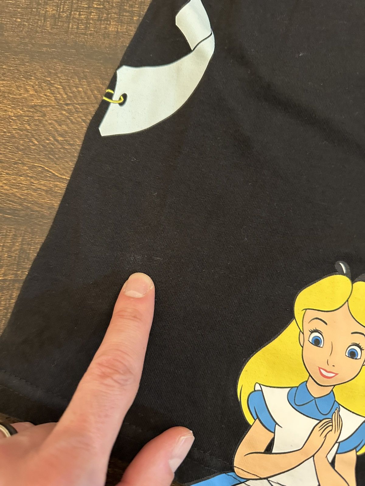 Disney Disney Shirt Alice in Wonderland Men’s T-shirt-Size XS Size US XS / EU 42 / 0 - 7 Thumbnail