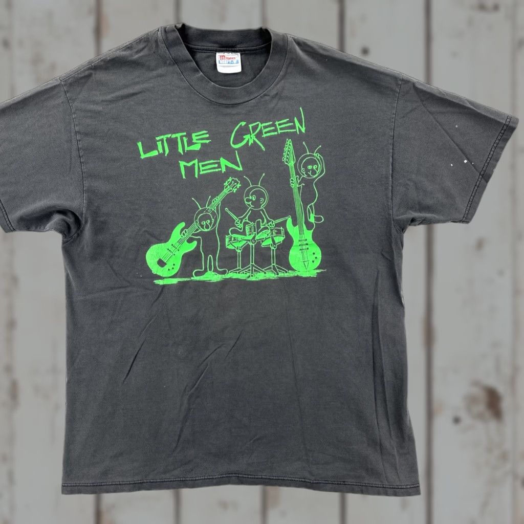Hanes VINTAGE Hanes Beefy-T T-Shirt Mens XL Black 90s Roswell 2000 Little Green Men Trek USA Music Graphic Print Crew Neck Short Sleeve Size US XL / EU 56 / 4 - 1 Thumbnail