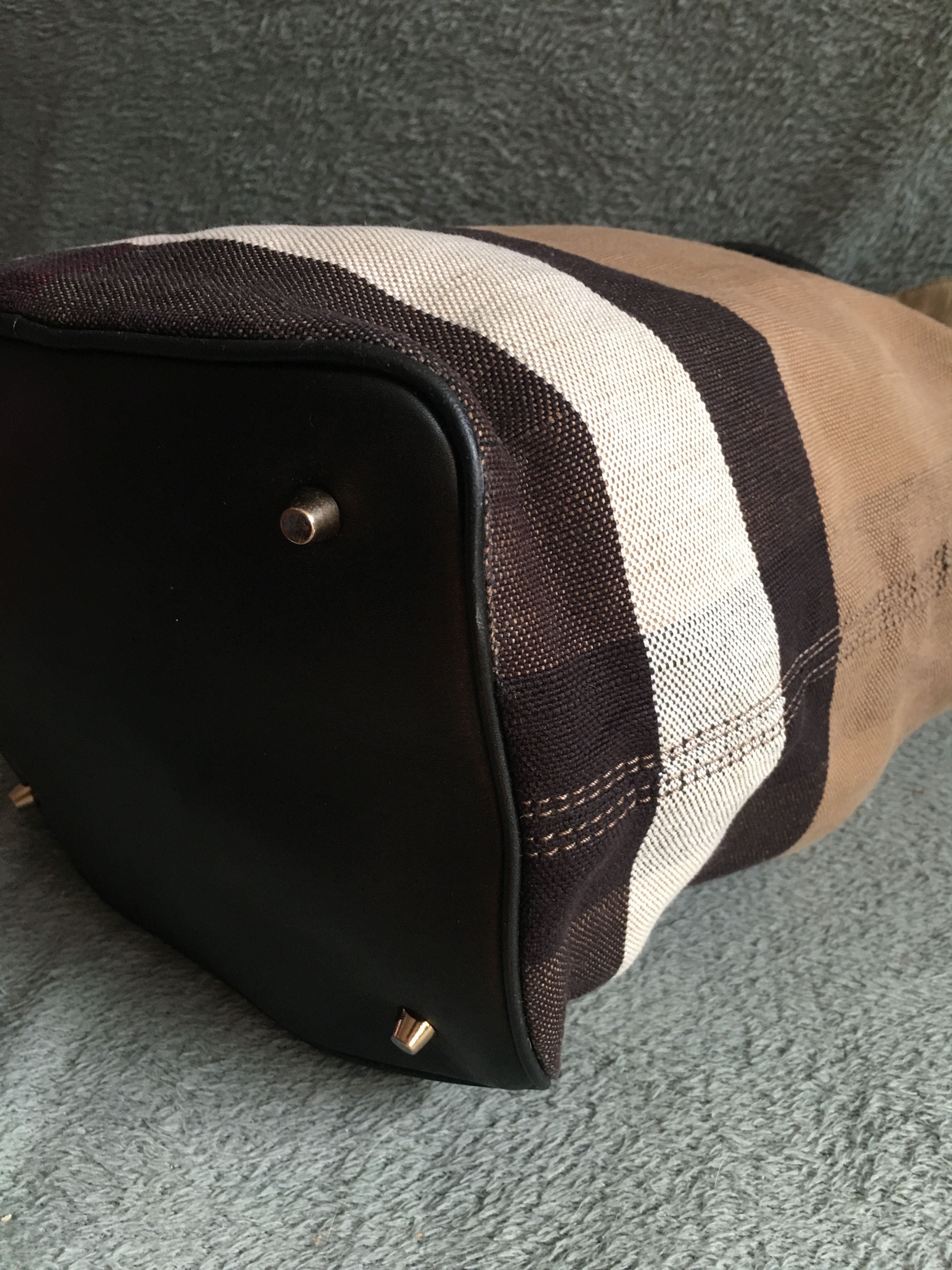 Burberry Burberry Ashby Medium Check Hobo Bag Size ONE SIZE - 7 Thumbnail