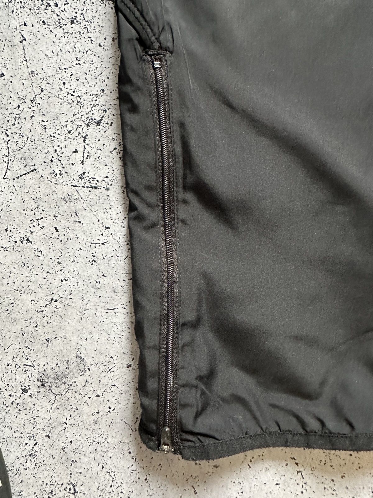 Nike Vintage Nike Nylon Track Pants Drill Swoosh Joggers Y2K USA Size US 34 / EU 50 - 5 Thumbnail