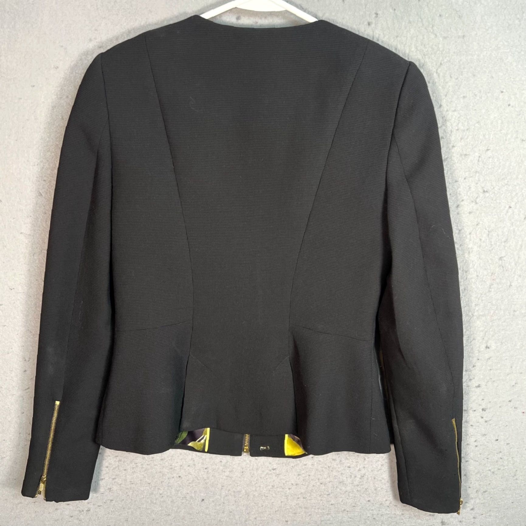Ted Baker Ted Baker Womens Black Textured Zip Jacket Size 2 Office Shirt? Size XS / US 0-2 / IT 36-38 - 2 Thumbnail