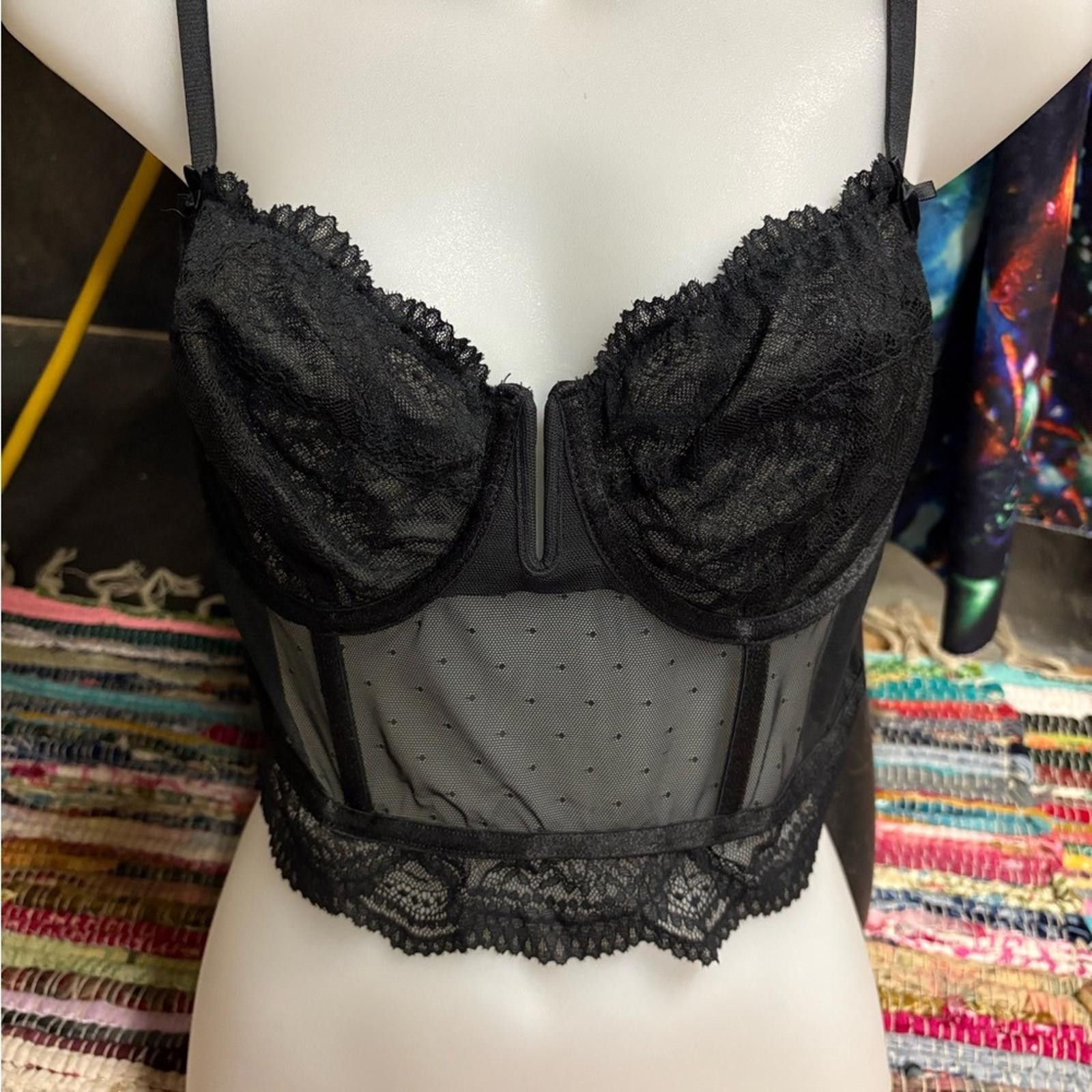 Designer Elegant Black Lace Bustier Size ONE SIZE - 1 Thumbnail