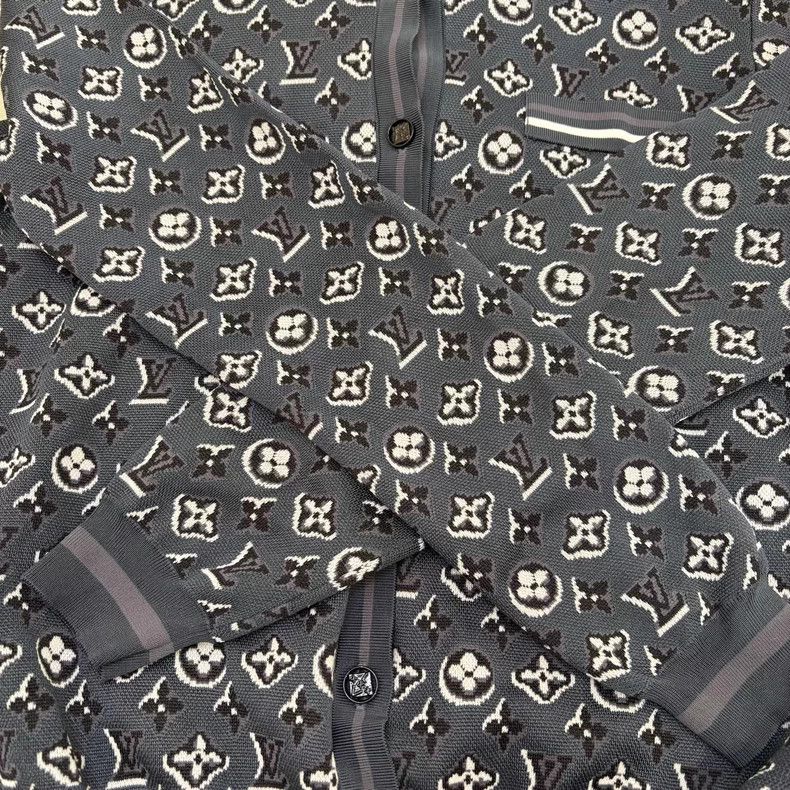 Louis Vuitton Louis Vuitton Logo geometric full-print single-breasted cr Size US M / EU 48-50 / 2 - 6 Thumbnail