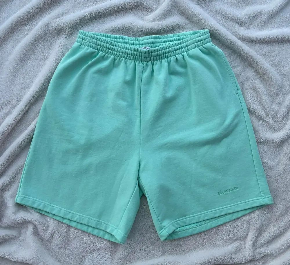 Balenciaga Balenciaga Tiffany Cotton Logo Sweat Shorts Size US 40 / EU 56 - 1 Preview
