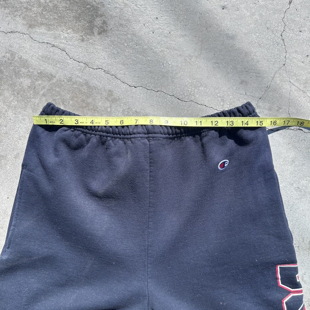 Champion Champion “BU Terriers” Graphic Sweatpants Size US 30 / EU 46 - 9 Thumbnail