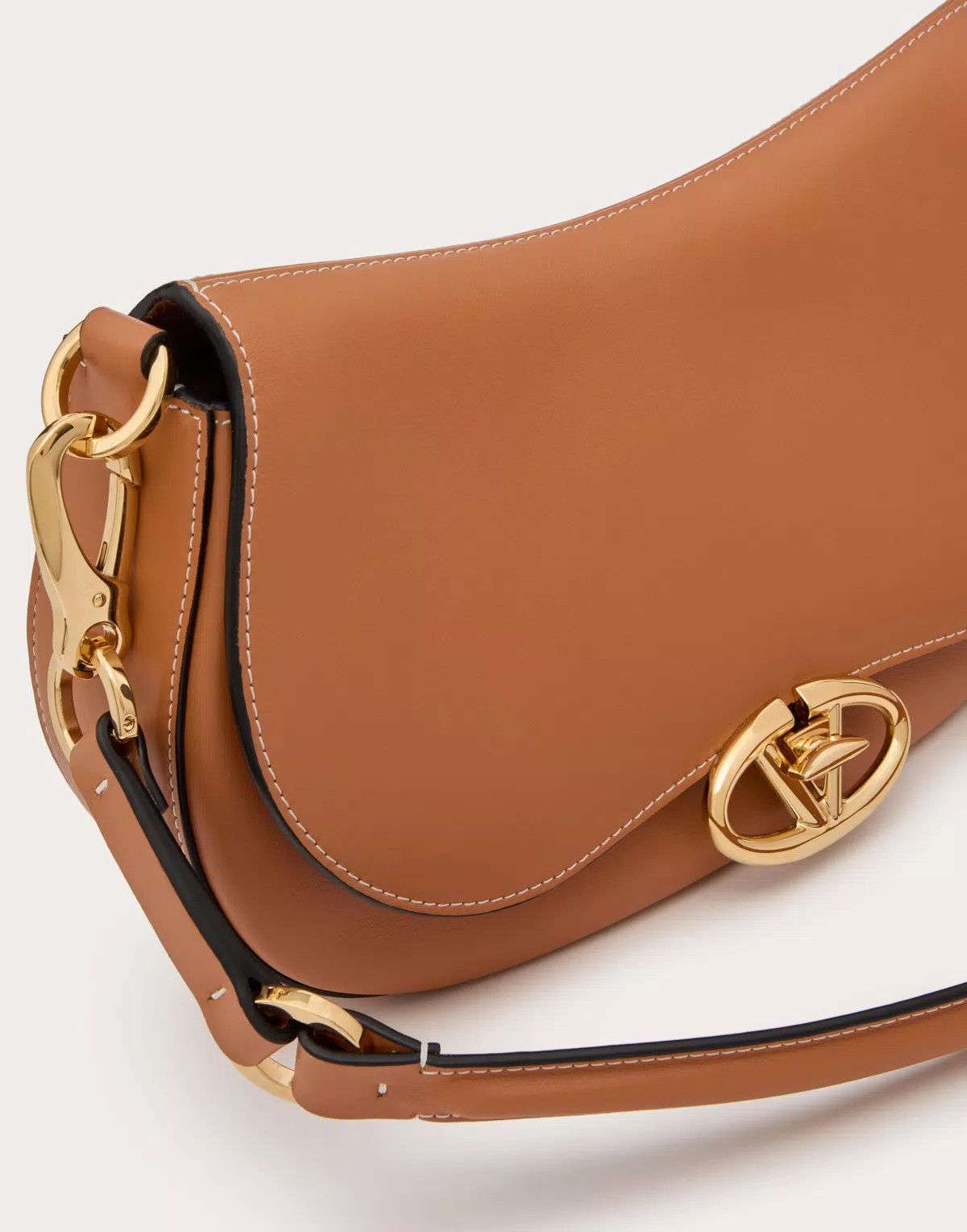 Valentino oc11z0725 Size:OS/Bag In Nappa Calfskin in Almond Beige Size ONE SIZE - 7 Thumbnail
