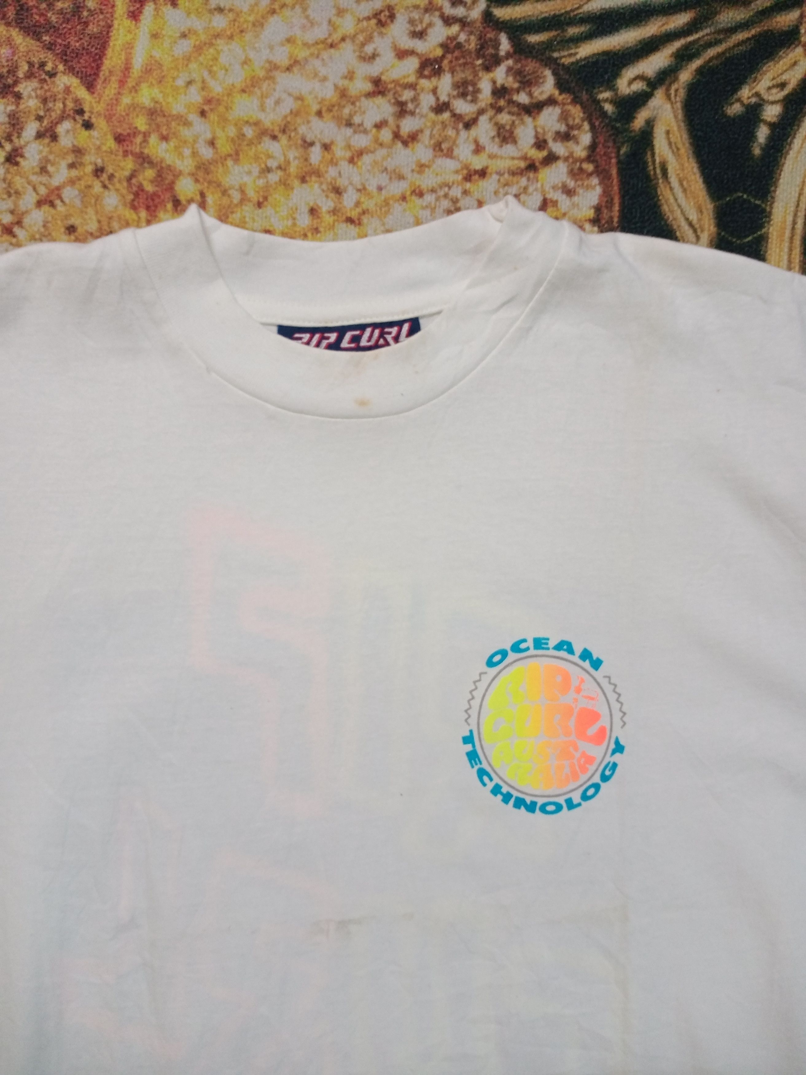 Rip Curl Rare Vintage 90s Rip Curl Equipment For Surfing Tshirt Size US M / EU 48-50 / 2 - 5 Thumbnail