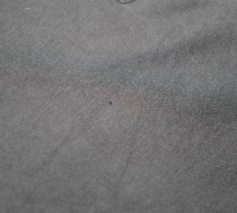 Saint Laurent Paris Saint Laurent Paris Mulberry silk V-neck pocket T-shirt Size S / US 4 / IT 40 - 3 Thumbnail