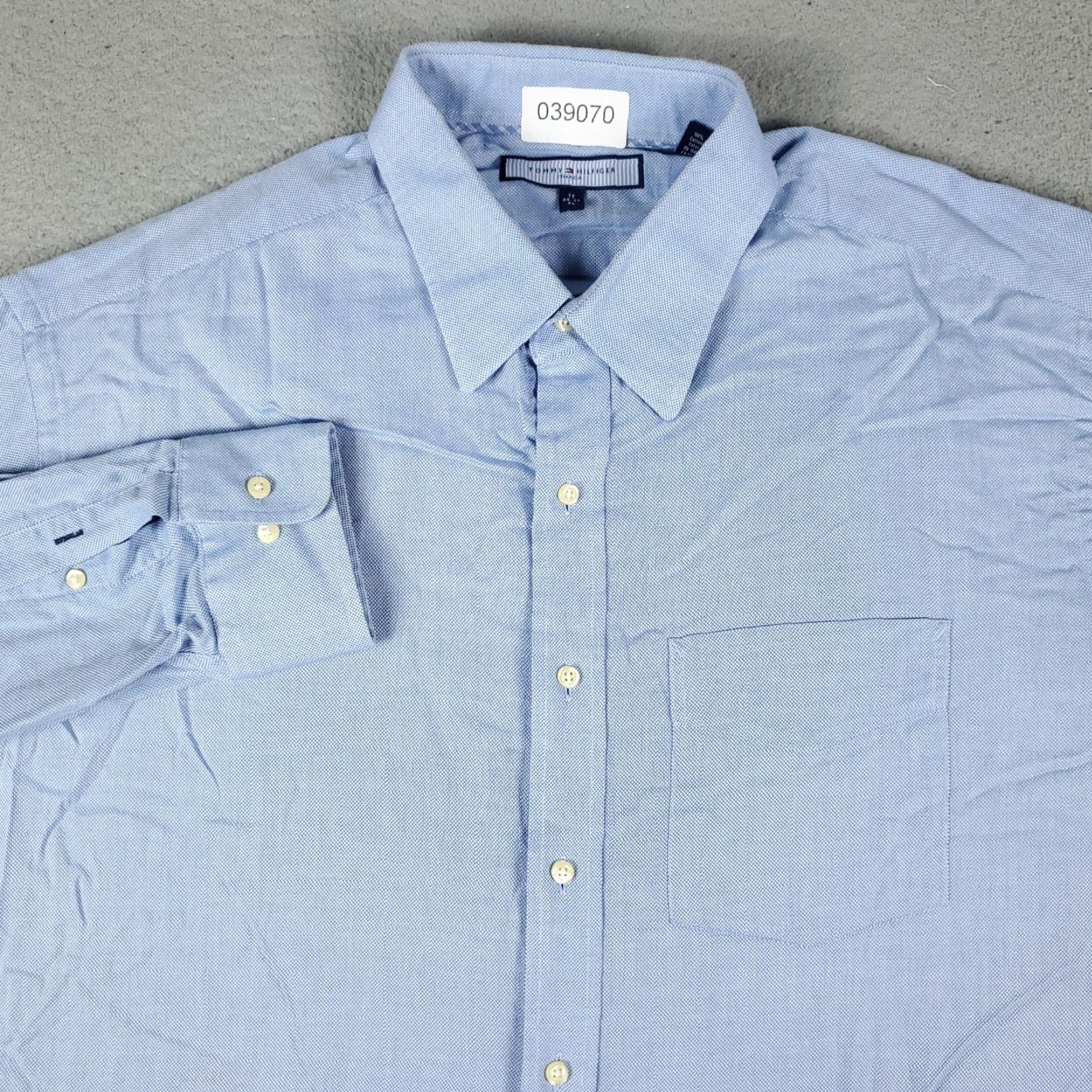 Tommy Hilfiger Tommy Hilfiger Shirt Mens XL Blue Casual Button-Up Long Sleeve Size US XL / EU 56 / 4 - 2 Thumbnail