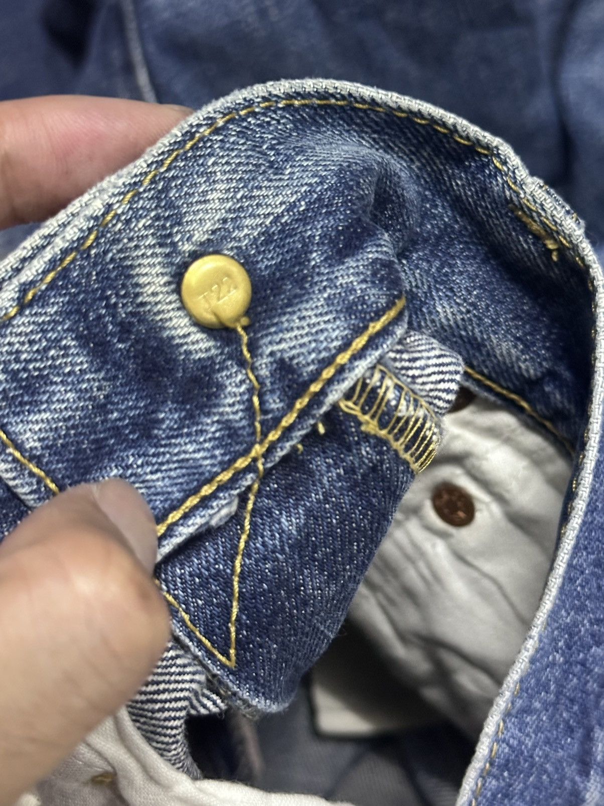 Levi's Levis Vintage Big E BuckleBack Rare Drop Selvedge Faded Size US 32 / EU 48 - 11 Thumbnail