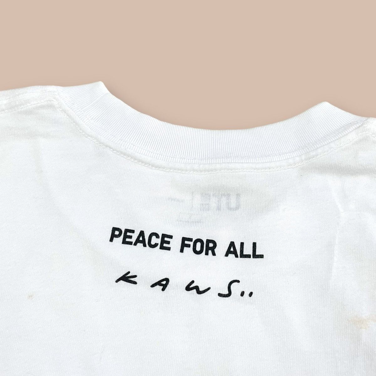 Kaws × Uniqlo Uniqo X KAWS "PEACE FOR ALL" Tee Size US S / EU 44-46 / 1 - 4 Thumbnail