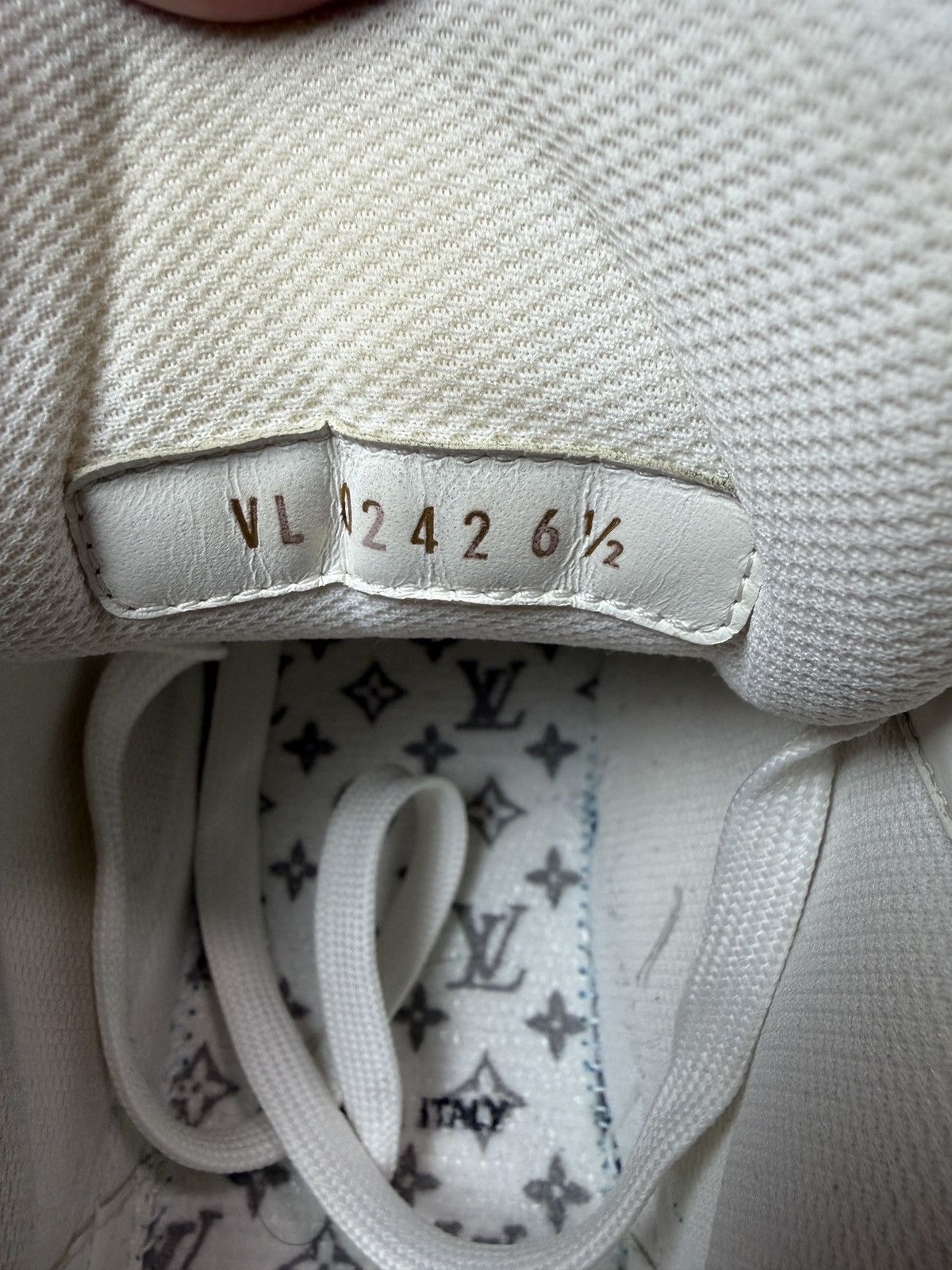 Louis Vuitton Louis Vuitton Trainer Blue Denim Size US 6.5 / EU 39-40 - 12 Thumbnail