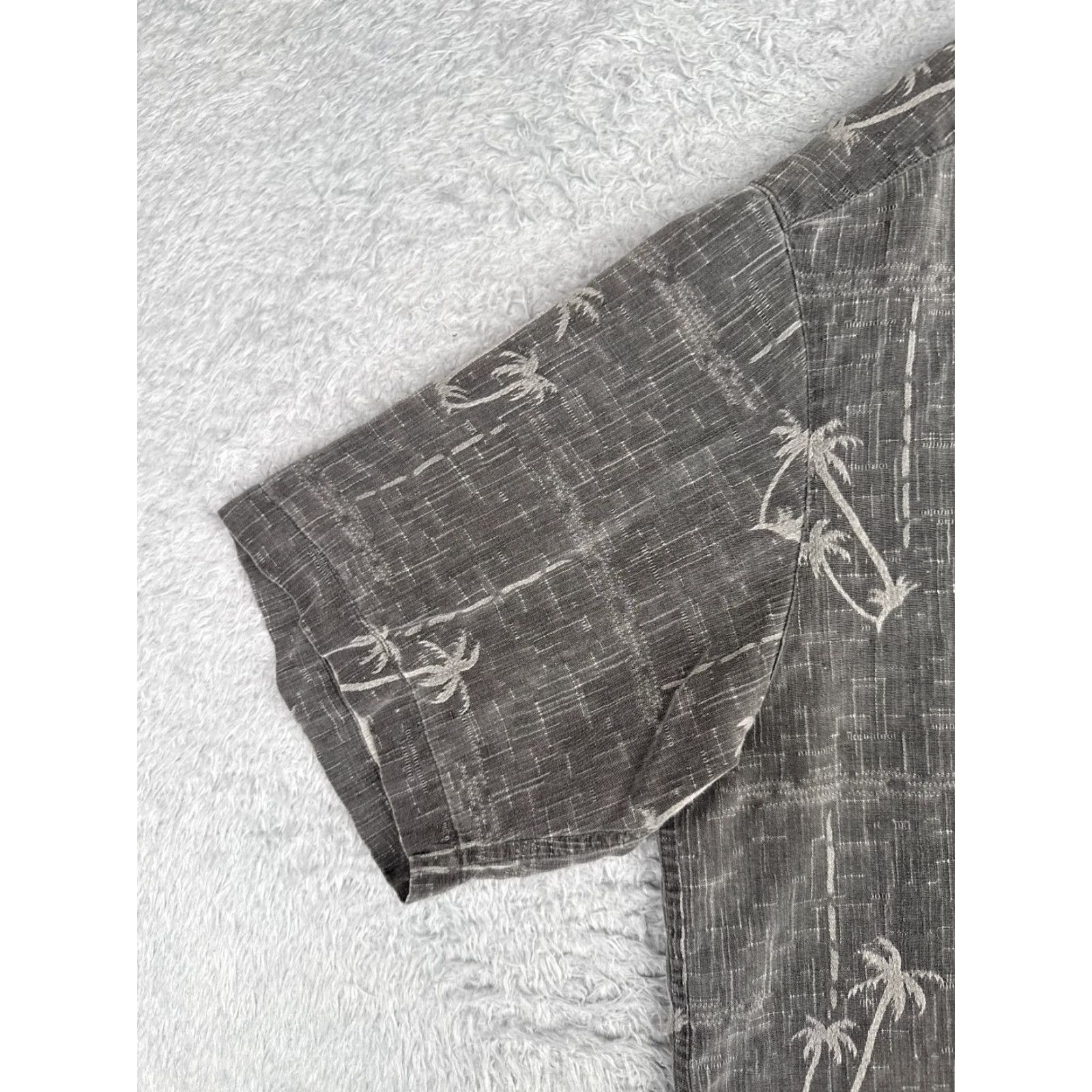 Vintage Banana Cabana Shirt Men Medium Gray Palm Tree 100% Silk Hawaiian Button Up Size US M / EU 48-50 / 2 - 3 Thumbnail