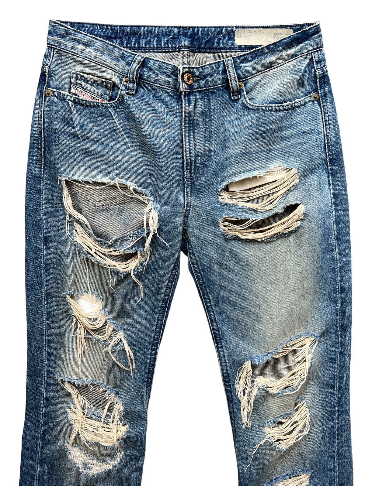 Diesel 💥Rare💥 Diesel Distressed Ripped Thrashed Denim Jeans 31x31.5 Size US 31 - 4 Thumbnail