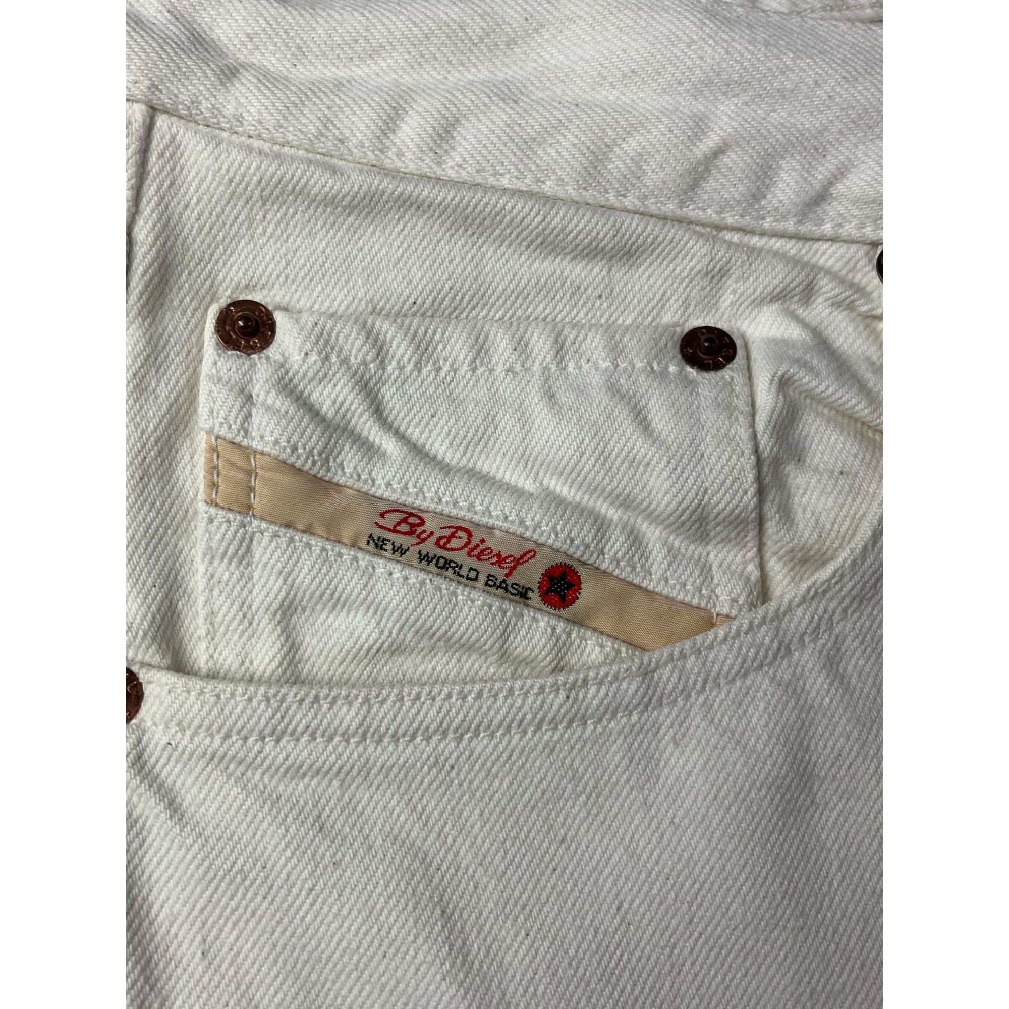 Diesel × Vintage Vintage Diesel Basic Jeans White Made In Italy Size US 34 / EU 50 - 8 Thumbnail