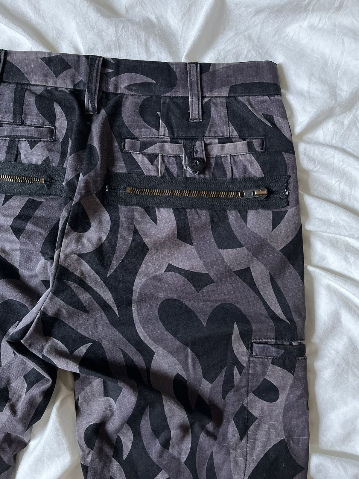 Number (N)ine OG Number Nine Archive heart tribal bontage pants size 3 Size US 32 / EU 48 - 12 Thumbnail