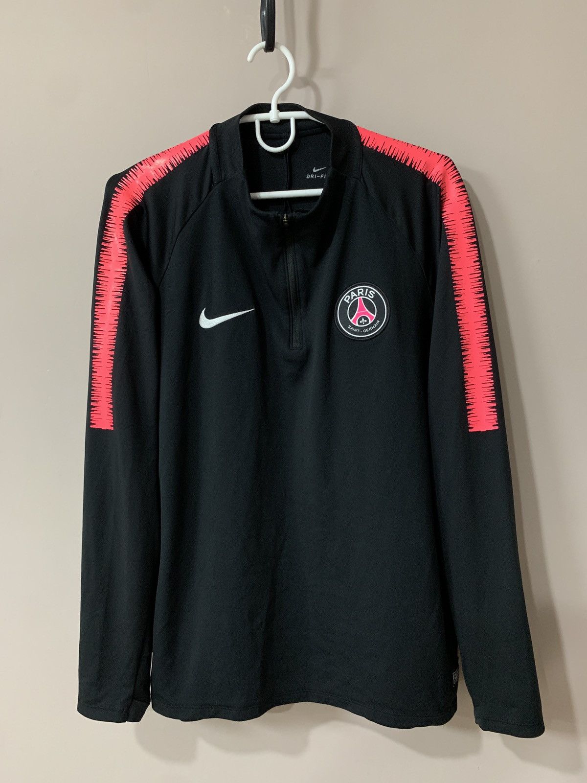 Nike Paris Saint Germain Football Long Sleeve Shirt Nike Soccer L Size US L / EU 52-54 / 3 - 1 Thumbnail