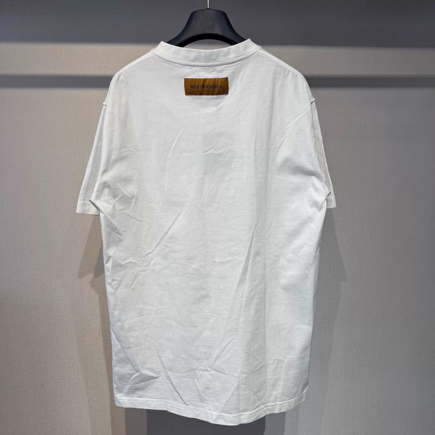 Louis Vuitton Louis Vuitton Crayon White SS Tee L NEW Size US L / EU 52-54 / 3 - 2 Thumbnail