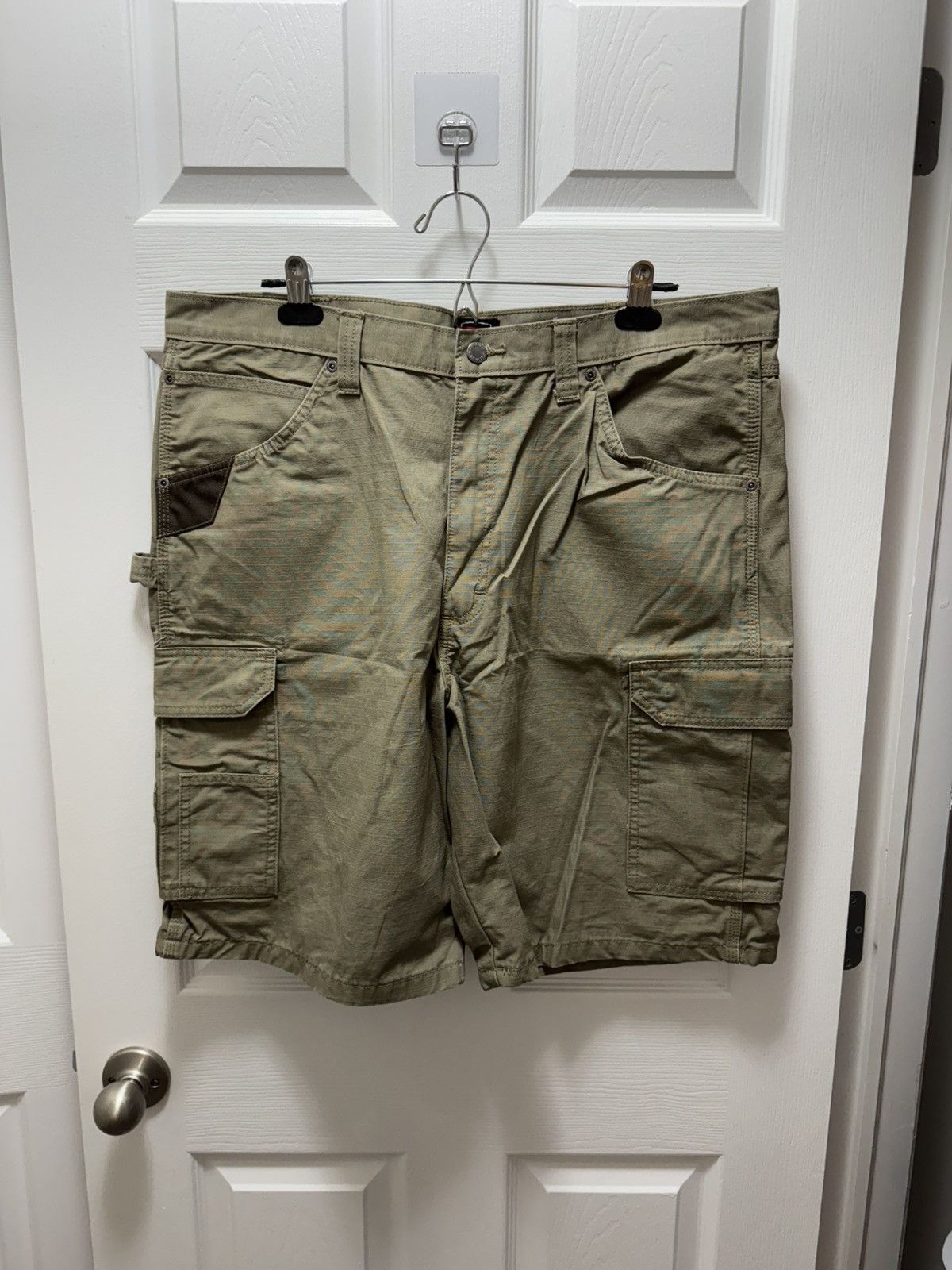 Wrangler Wrangler Workwear Carpenter Painter Cargo Shorts Pocket Army Size US 40 / EU 56 - 2 Thumbnail