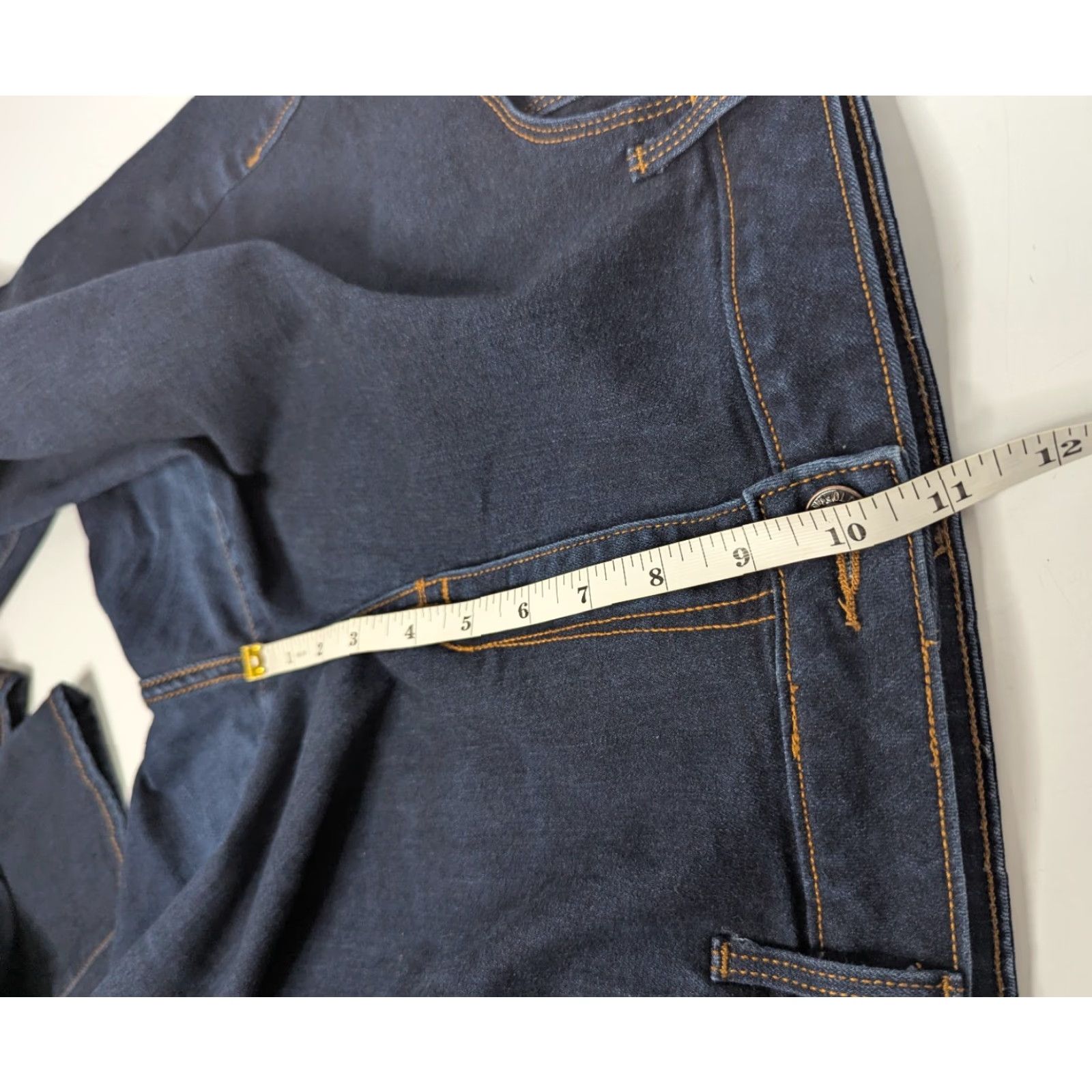 Old Navy Old Navy Jeans 18 Dark Wash Mid Rise Skinny Denim Stretch Denim 5-Pocket Womens Plus Blue Regular Size 40" / US 18 - 7 Thumbnail