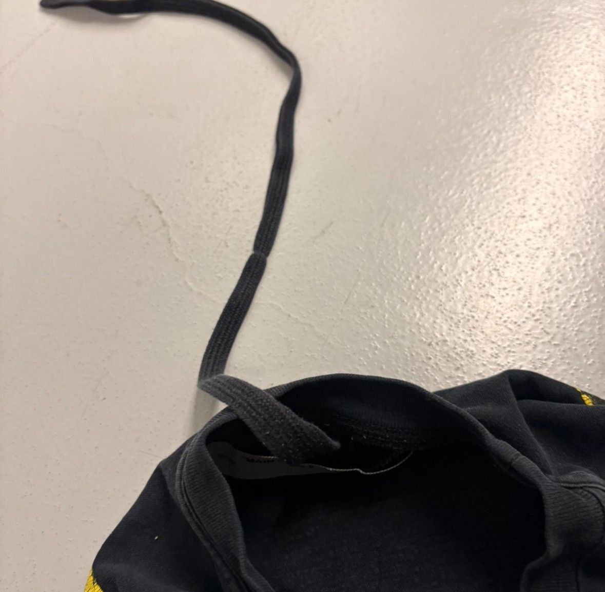 Off-White Vintage Off-White c/o Virgil Abloh Black/Yellow Brushstroke Size US XXS / EU 40 - 6 Thumbnail