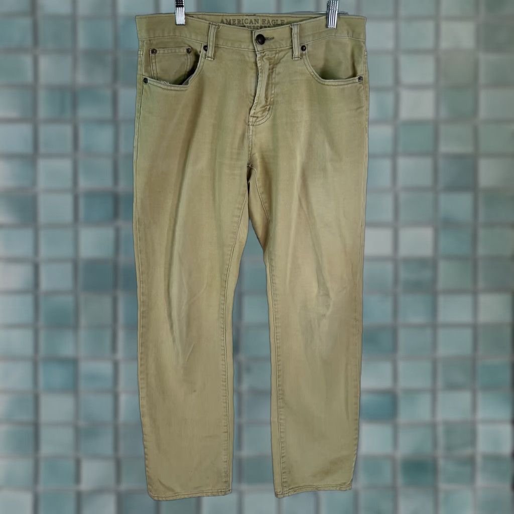 American Eagle Outfitters American Eagle Outfitters Mens Jeans Beige Denim Straight Leg Casual Size 32X34 Size US 32 / EU 48 - 1 Thumbnail