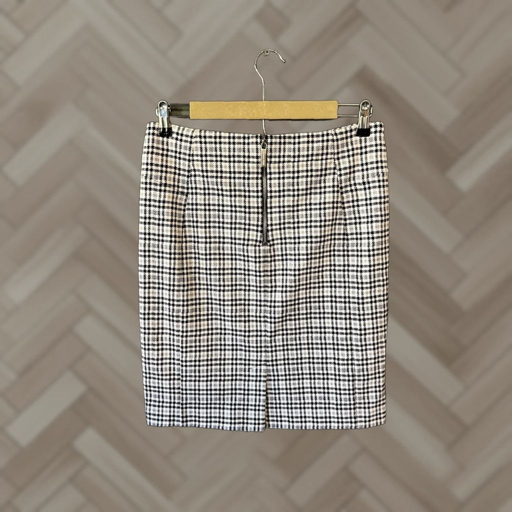 Michael Kors Michael Kors Skirt Pencil Knee Length Size M Black White Multicolor Animal Print ZIP Zipper Size 32" / US 10 / IT 46 - 1 Thumbnail