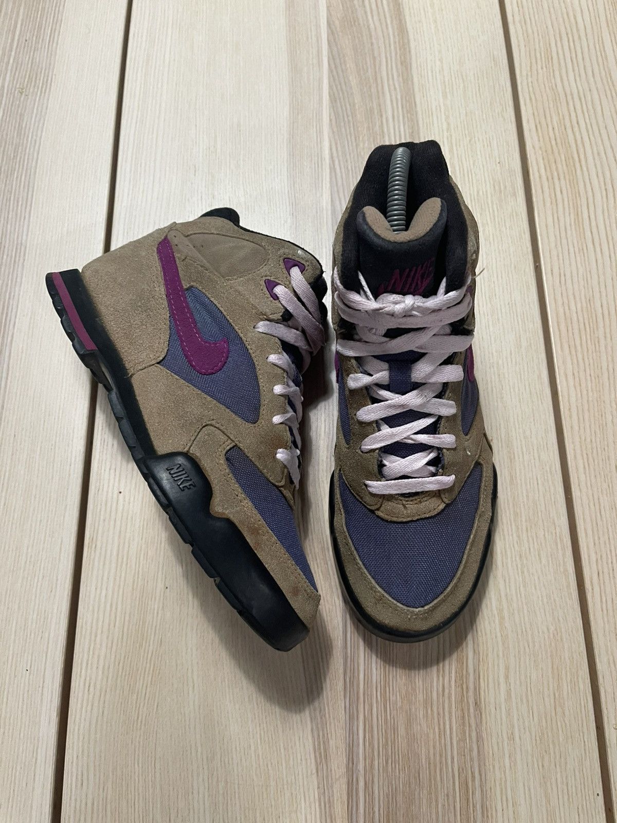 Nike × Vintage Vintage Nike Caldera “Dusty Lavender” Hiking Boots Size 8 Size US 8 / IT 38 - 1 Thumbnail
