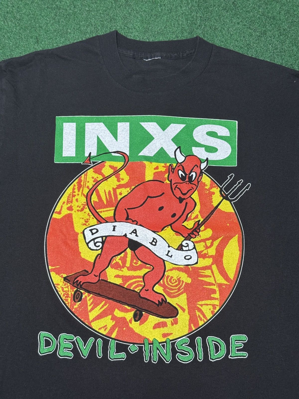 Band Tees Vintage 90s INXS Concert Tour RARE Devil Inside Lrg T-shirt Size US L / EU 52-54 / 3 - 2 Thumbnail