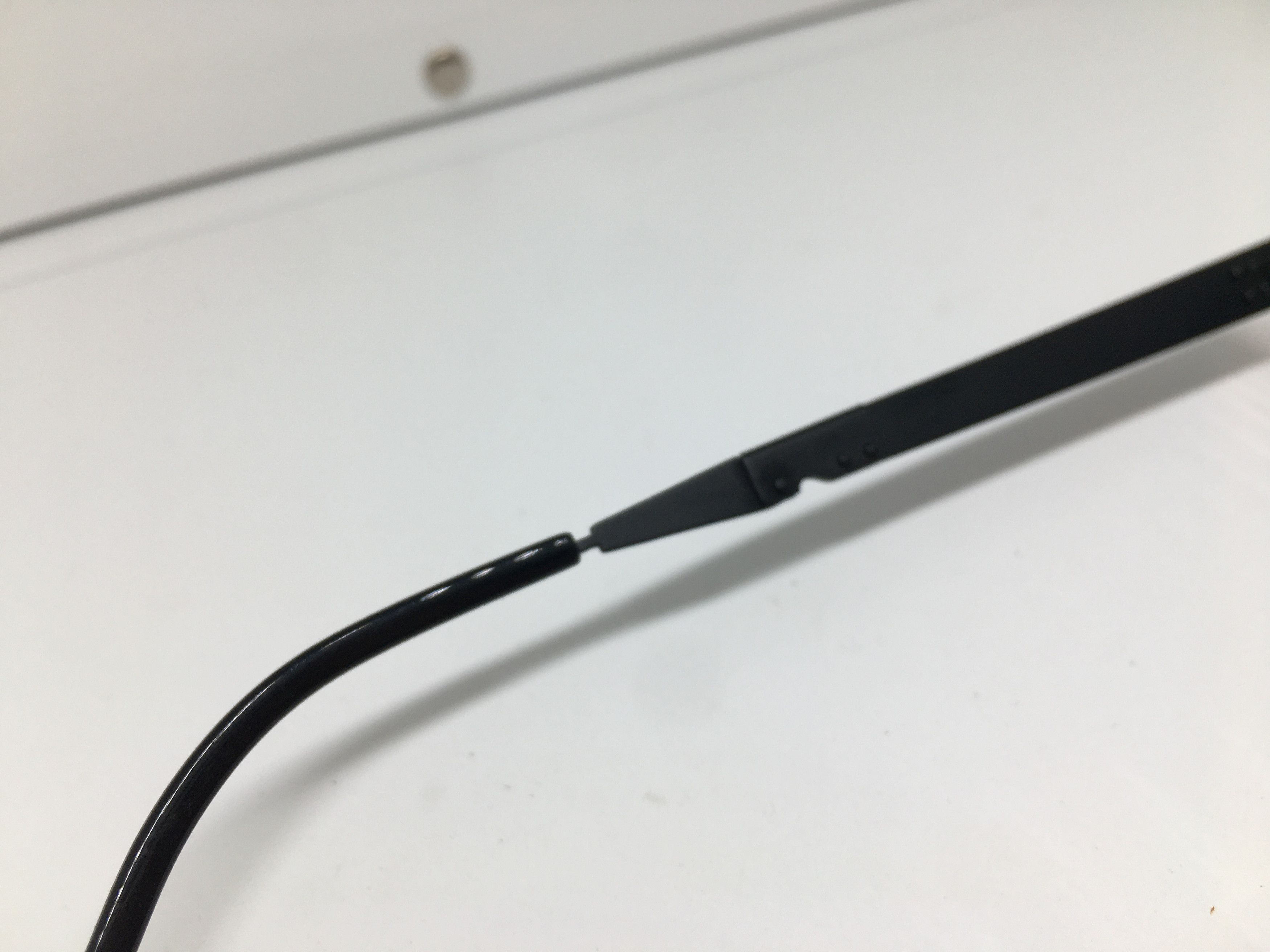 Other Supper Thin Matte Black Alloy Folded Sungalasses Frame Size ONE SIZE - 6 Thumbnail