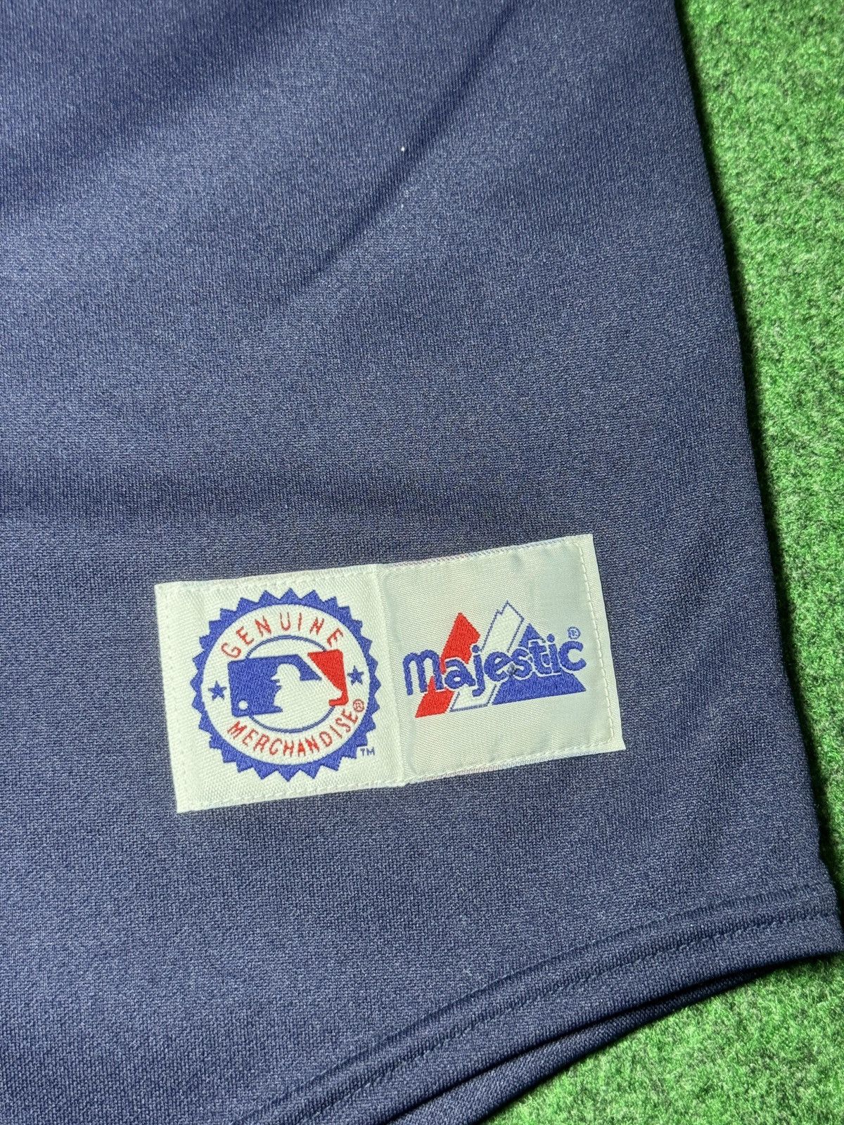 Majestic Cleveland Indians Vintage XL/XXL 24x32 MLB Baseball Jersey Size US XL / EU 56 / 4 - 3 Thumbnail