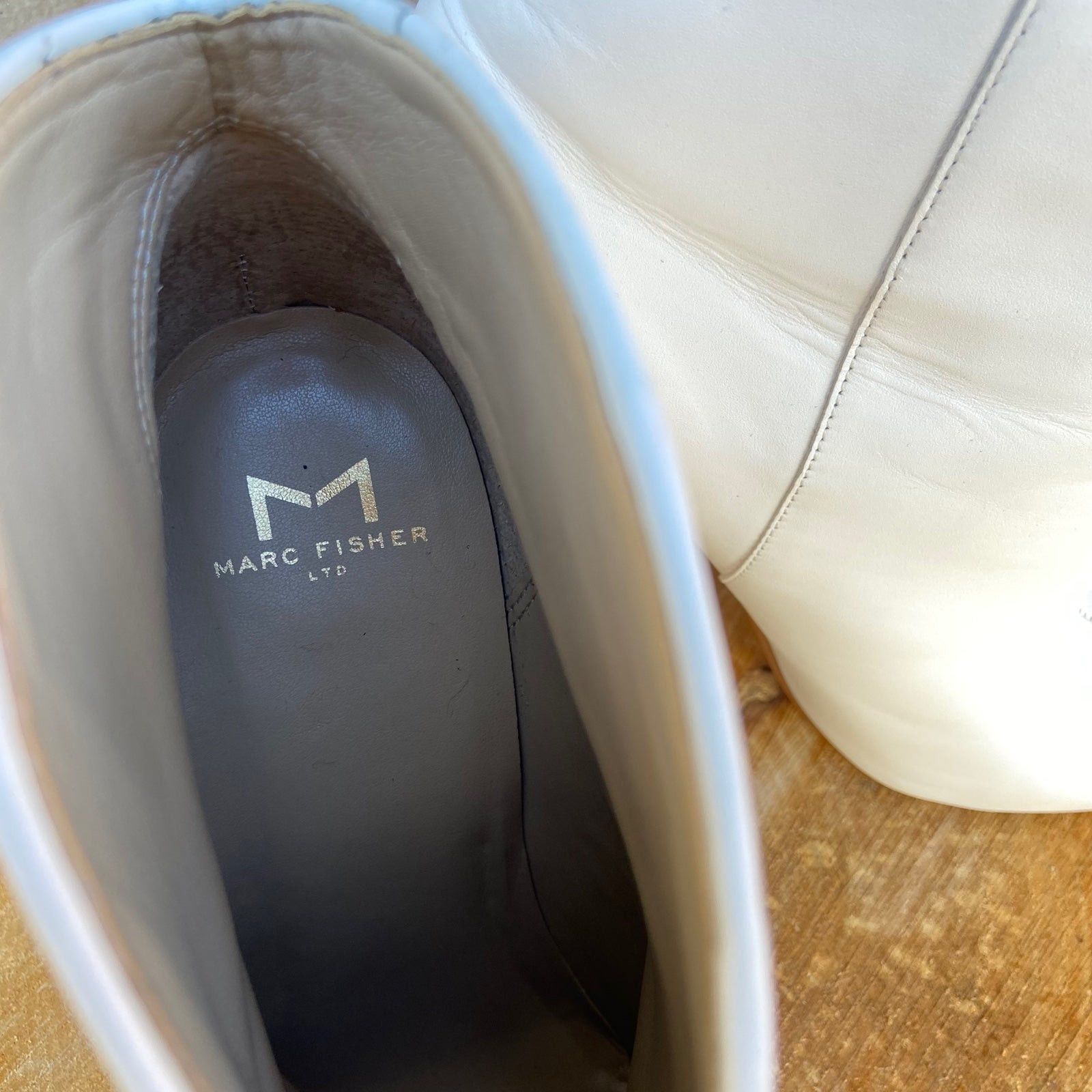 Marc Fisher Marc Fisher LTD White Leather Pointed Toe Ankle Booties Size US 8.5 / IT 38.5 - 4 Thumbnail