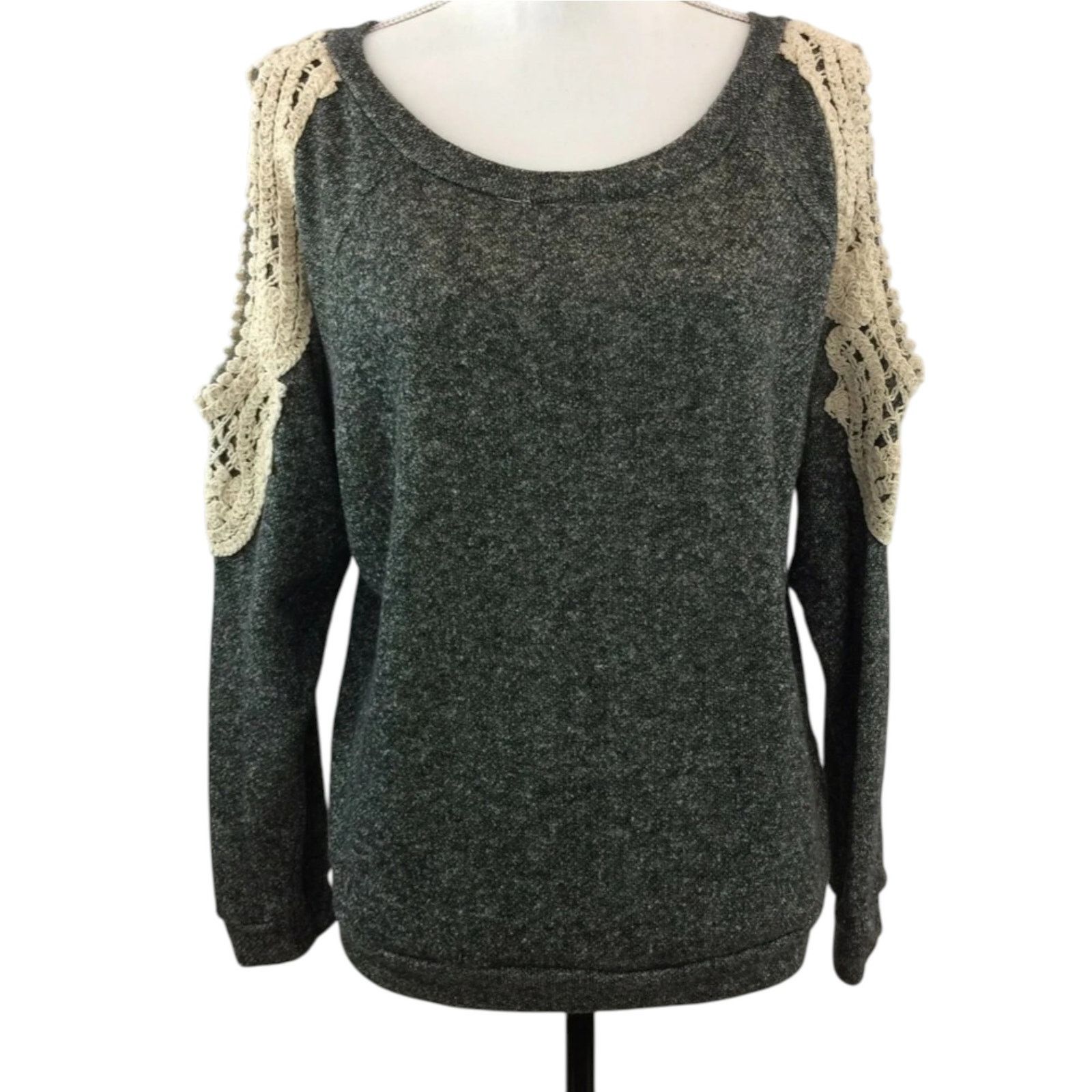 Other Solemio LA Cold Shoulder Crochet Top Sweatshirt Long Sleeve Size S / US 4 / IT 40 - 3 Thumbnail