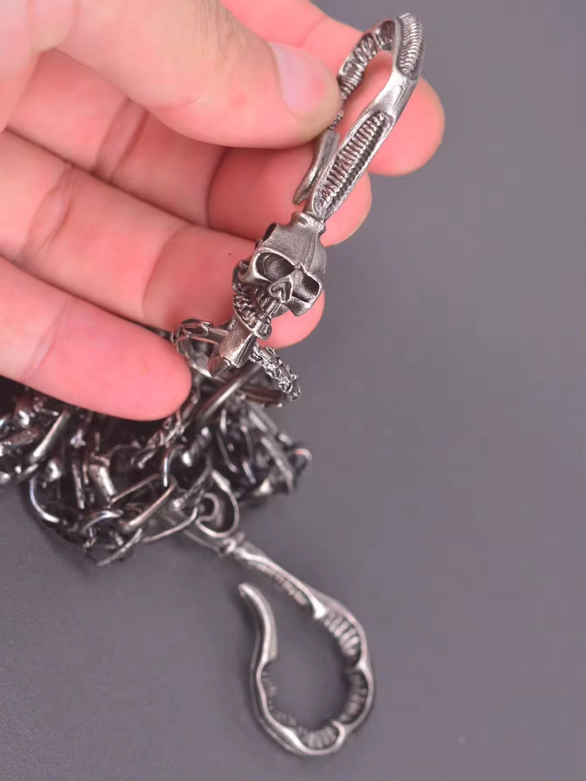 Other Skull pattern U-hook Clip Pants Chain Size ONE SIZE - 2 Thumbnail