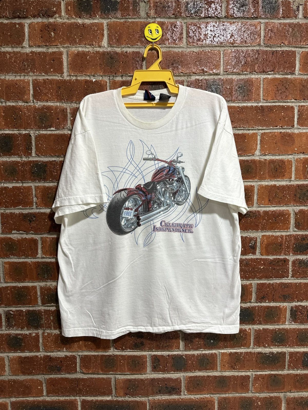 Vintage Vintage Celebrate Independence Harley Graphic Faded Tee Size US XL / EU 56 / 4 - 1 Thumbnail