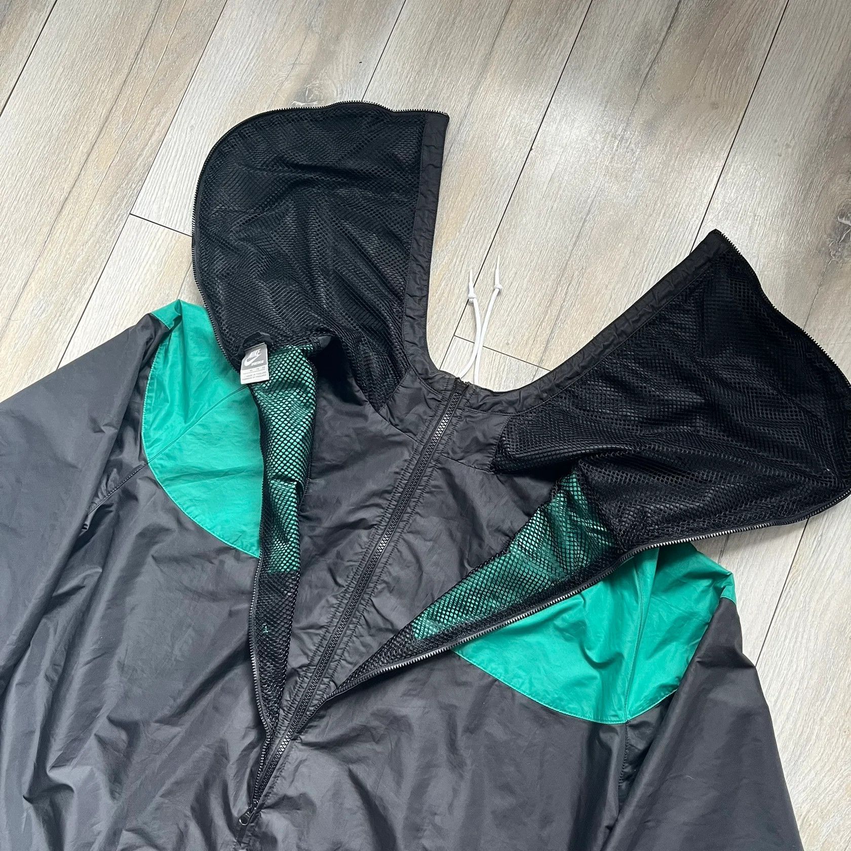 Nike Nike Kenya Olympics 2008 Split Windbreaker Size US XL / EU 56 / 4 - 2 Thumbnail