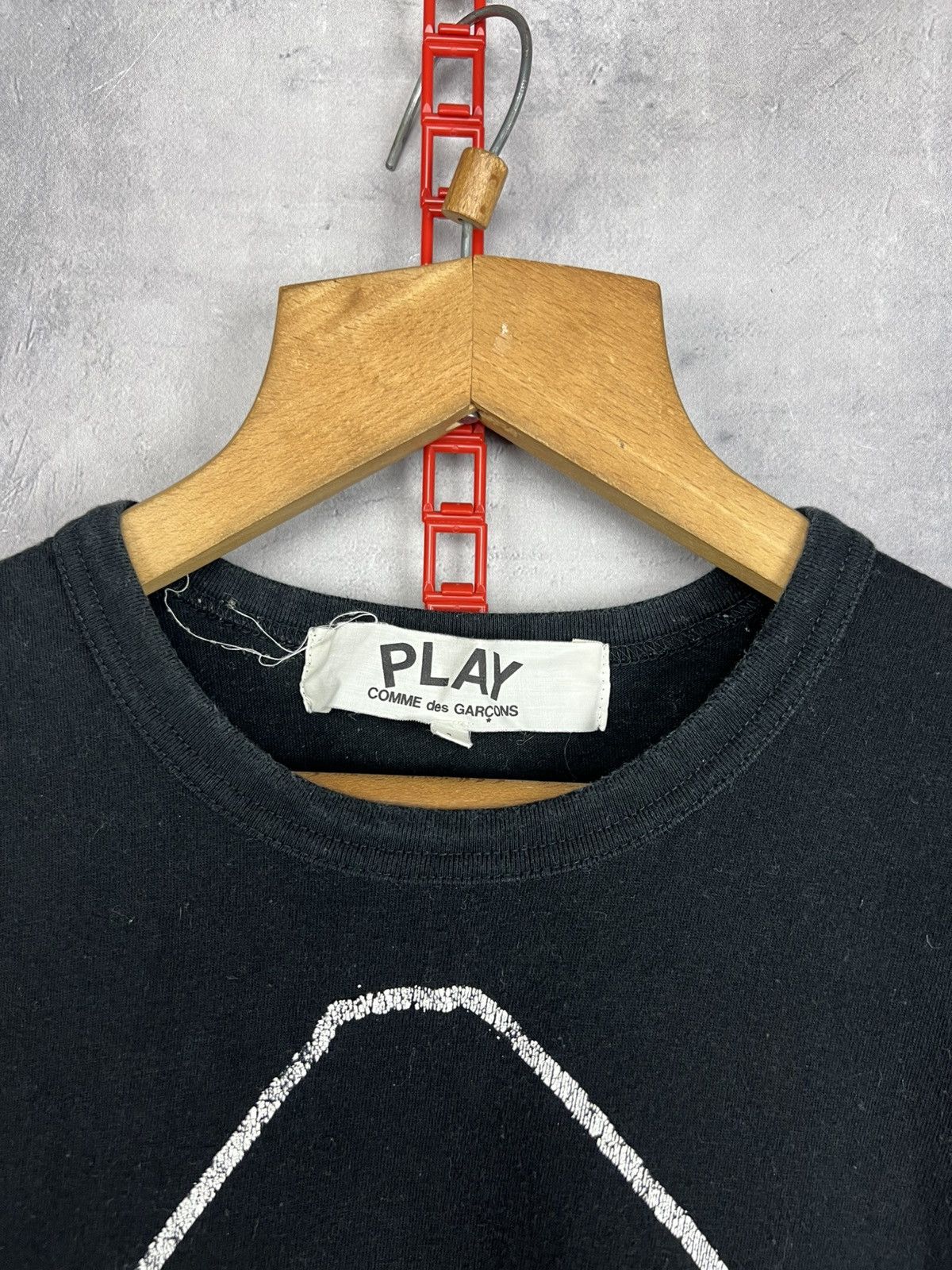 Comme des Garcons Comme Des Garcos PLAY Inverted Heart Logo Graphic Size L Size US L / EU 52-54 / 3 - 5 Thumbnail