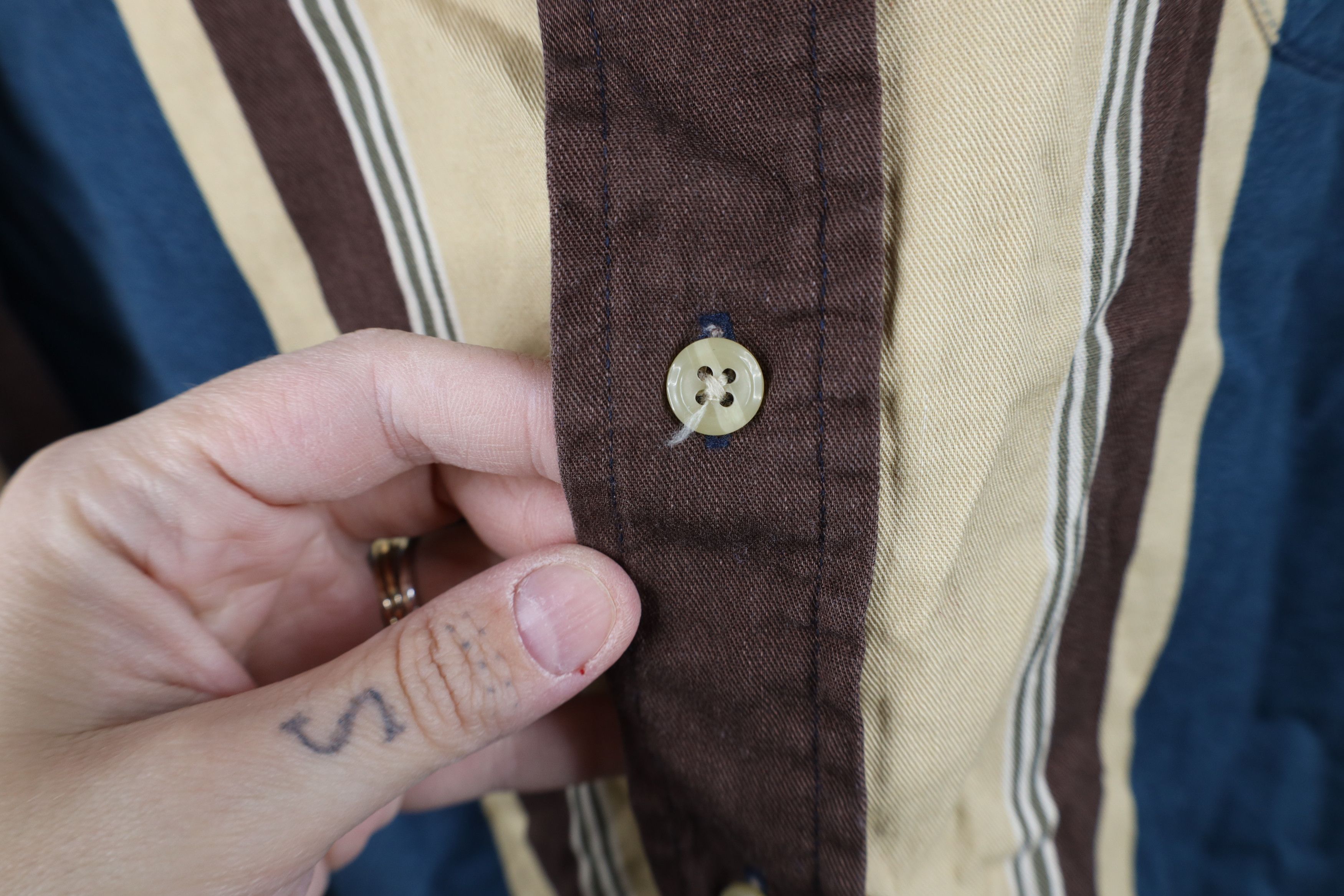 Vintage Vintage 90s Streetwear Striped Collared Button Down Shirt Size US XXL / EU 58 / 5 - 4 Thumbnail