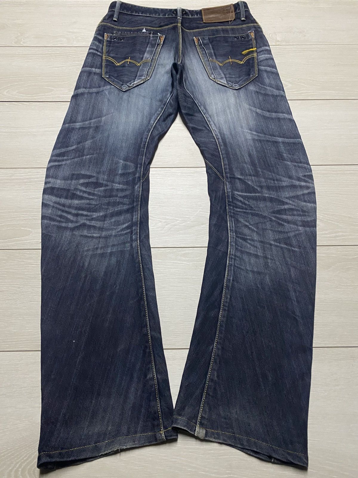 Edwin Vintage Edwin Twist Leg Faded Wash Distressed Loose Jeans Size US 31 - 2 Thumbnail