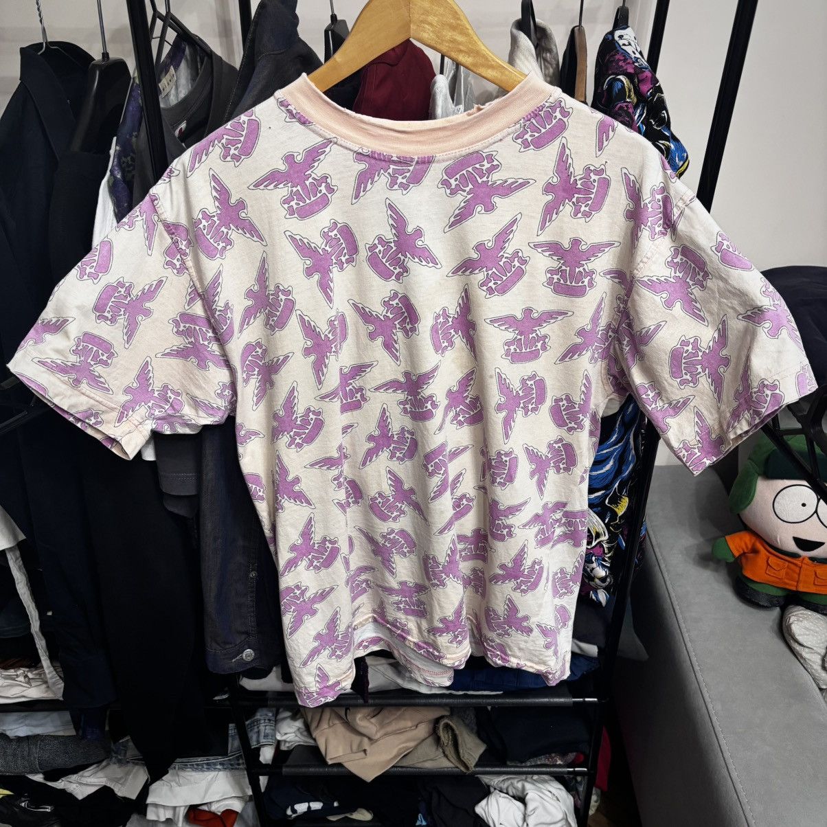Vintage Vintage 80’s Faded and Distressed T-Shirt ERD Grunge Punk Size US L / EU 52-54 / 3 - 1 Thumbnail