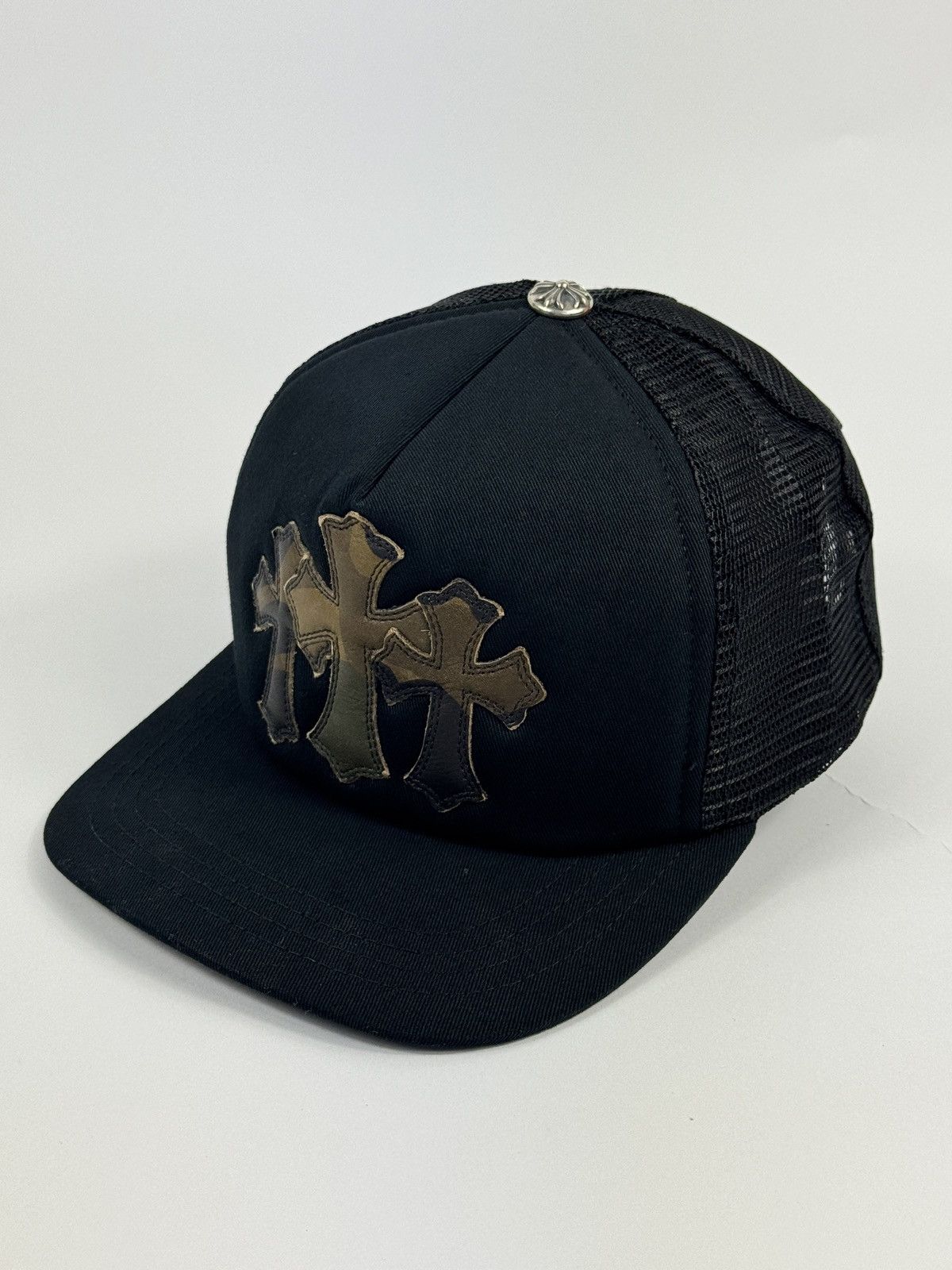 Chrome Hearts LEATHER CAMO CROSS DEATAILED TRUCKER CAP Size ONE SIZE - 4 Thumbnail