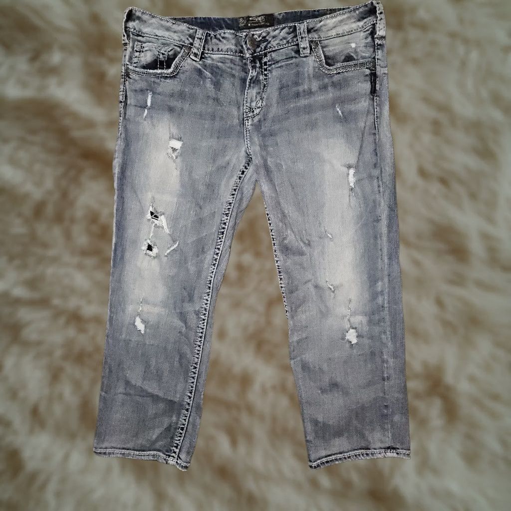 Vintage AIKO Silver Mid Capri Jeans Women's 34 Blue Embroidered Distressed Low Rise Capri Jeans Women Contemporary Denim City Logo 90s? Size 24" / US 00 / IT 34 - 1 Thumbnail