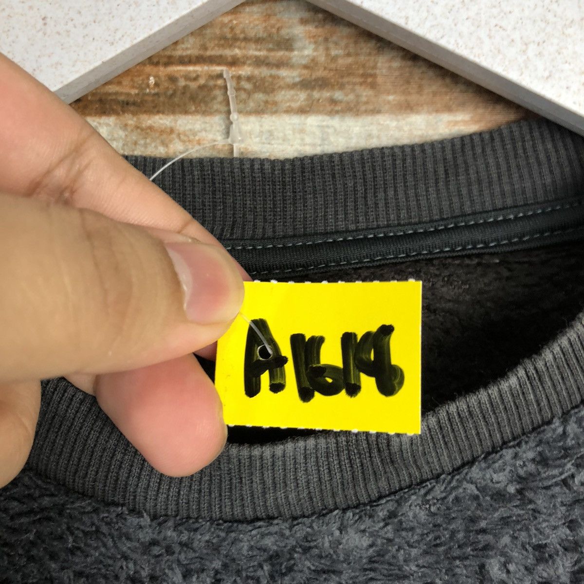 Mickey Mouse × Uniqlo Uniqlo Stripe Grey fleece Sweatshirt #A1618 Size US XS / EU 42 / 0 - 10 Thumbnail