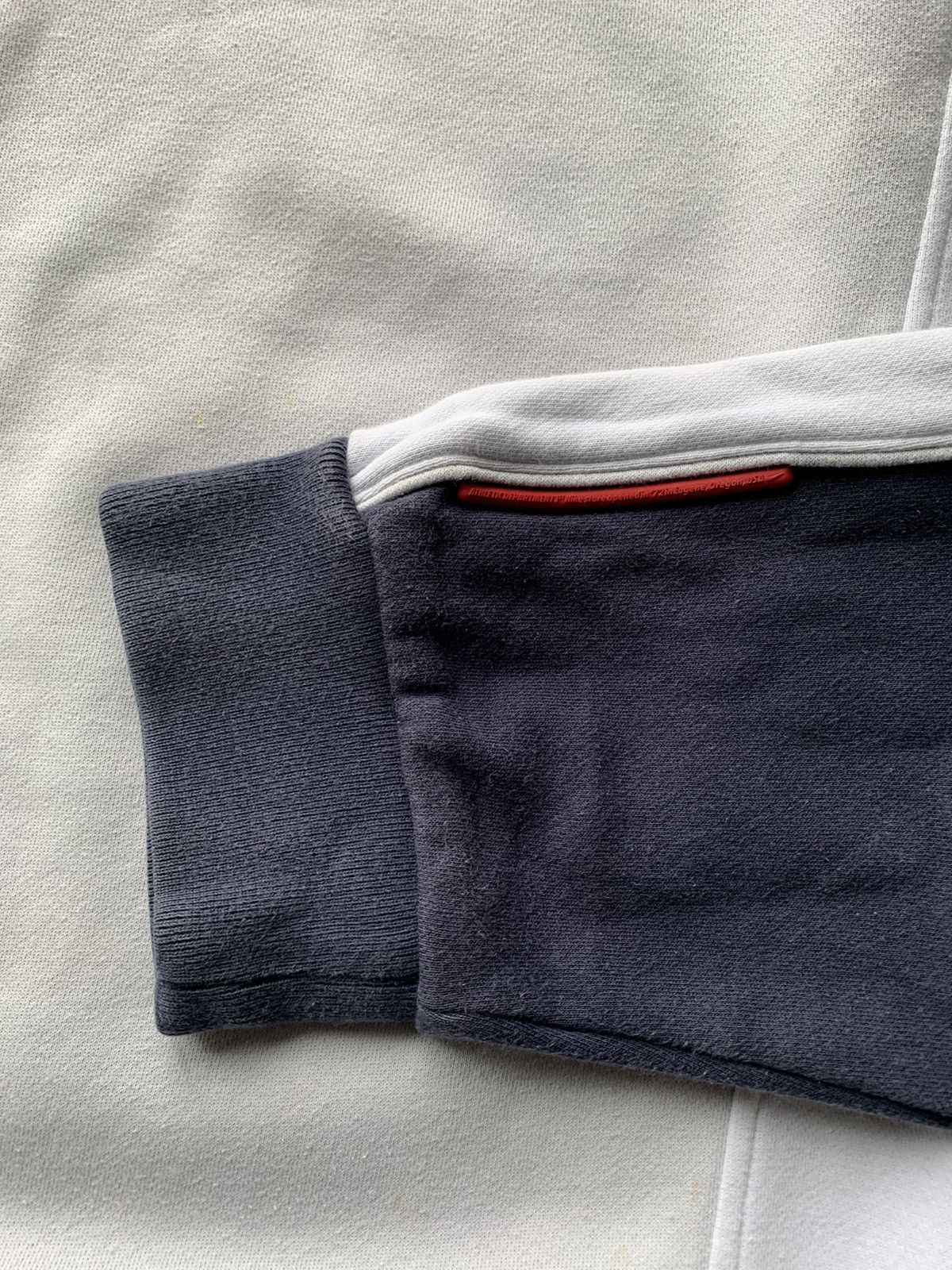 Nike Vintage Nike swoosh sweatshirt Size US L / EU 52-54 / 3 - 5 Thumbnail